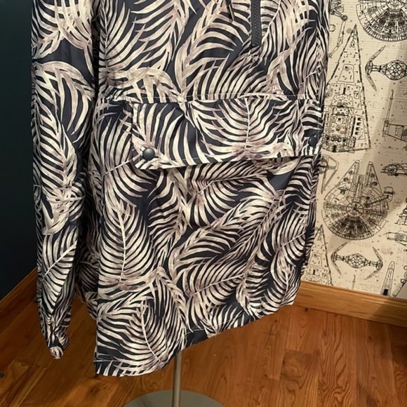 Palm Leaves - Lightweight Pullover Jacket - Size XL - Picture 3 of 8